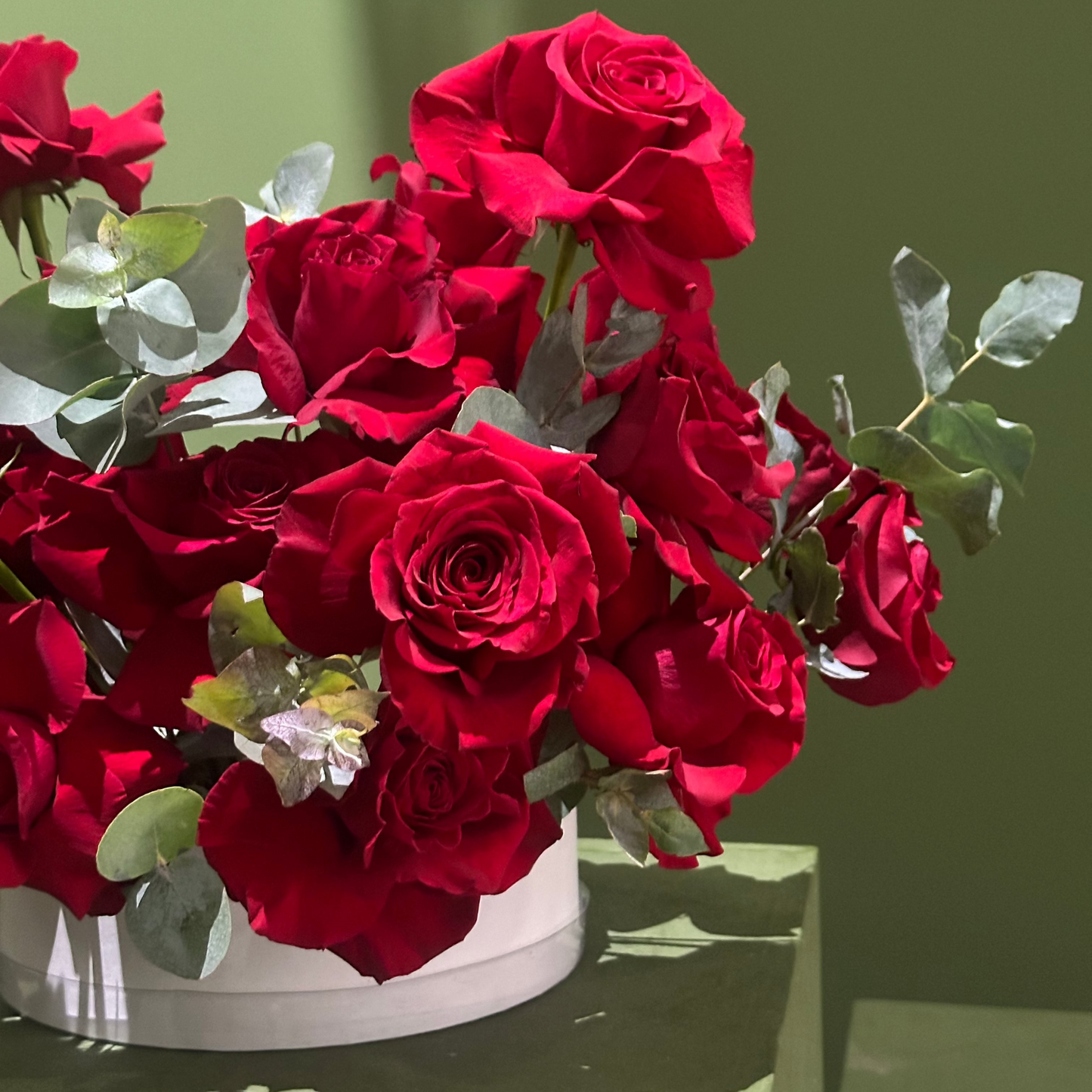 Red Roses Flower Box