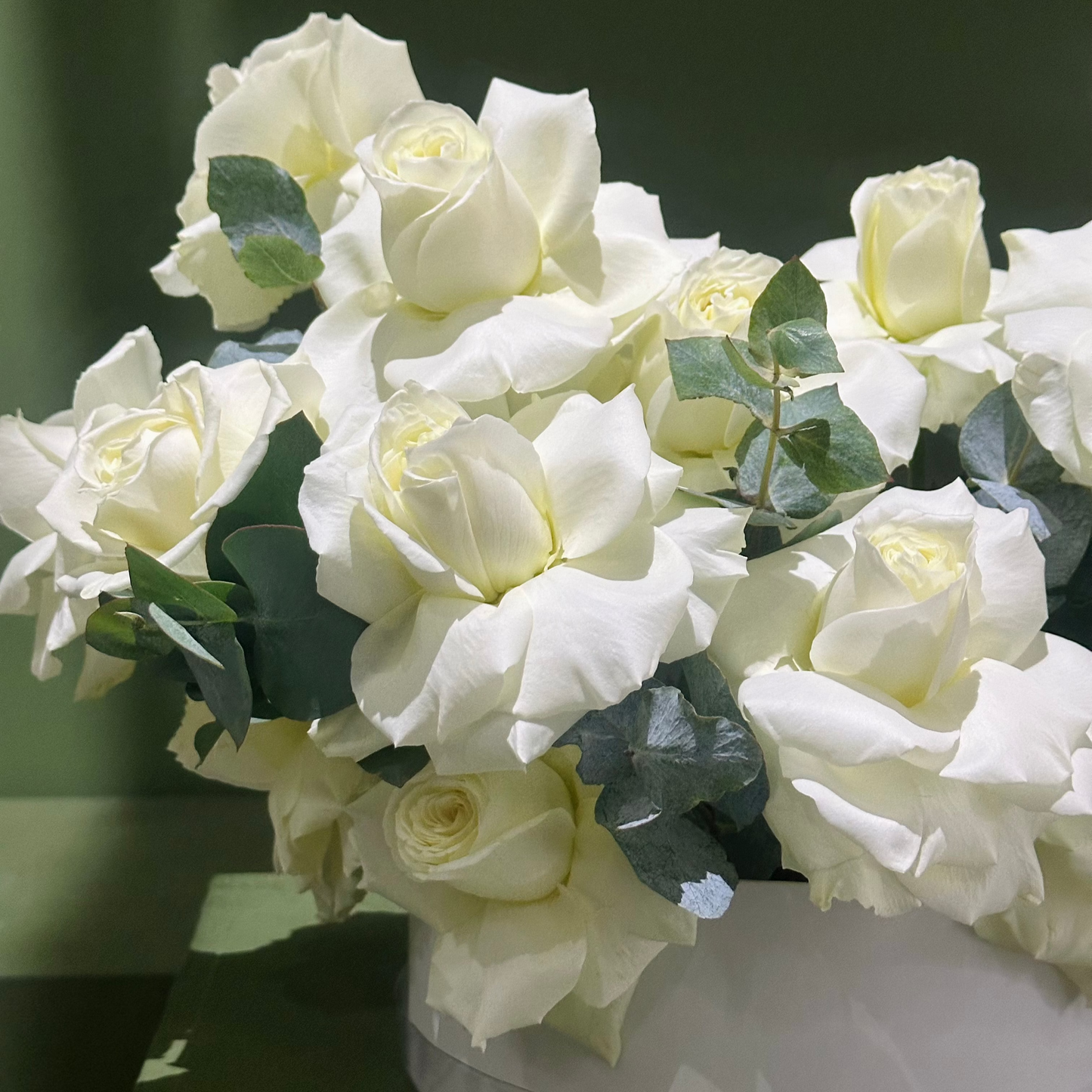 White RoseS Flower Box